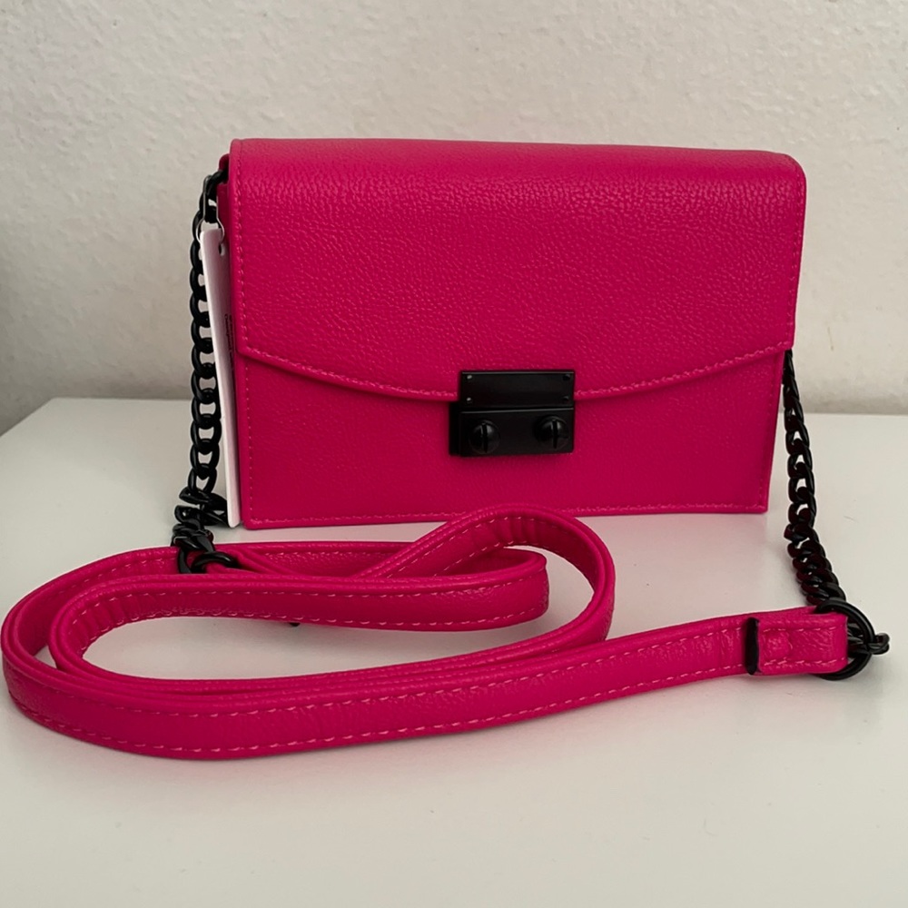 Express event crossbody bag